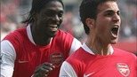 Adebayor lôi kéo Fabregas đến Real Madrid